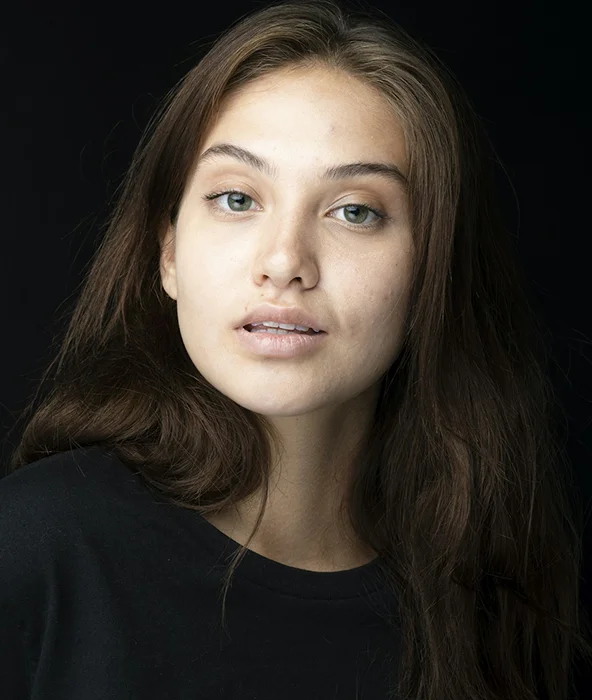 photo-1601412436016-2cde285e3aad 1